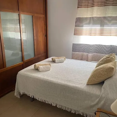 Apartamento A Pie De Playa En * Cadiz